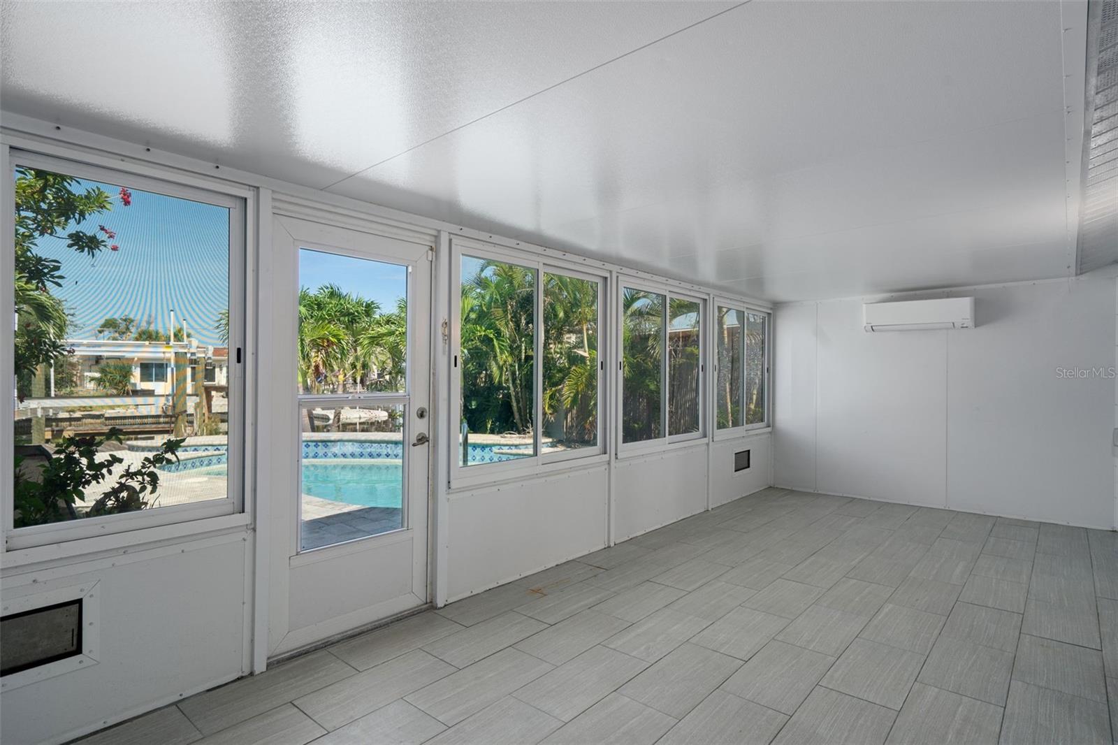 Listing photo id 23 for 13621 Jennita Drive