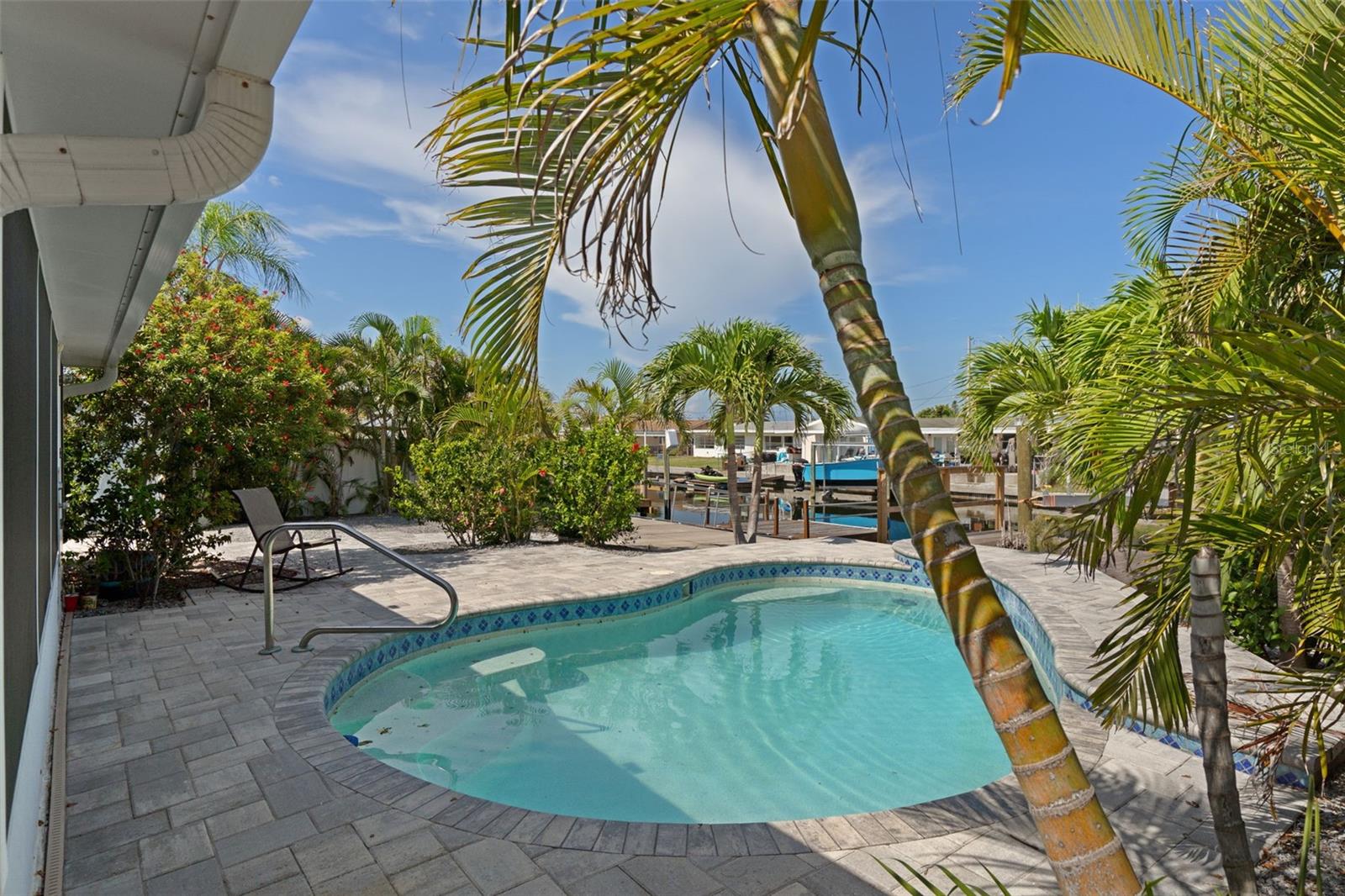 Listing photo id 27 for 13621 Jennita Drive