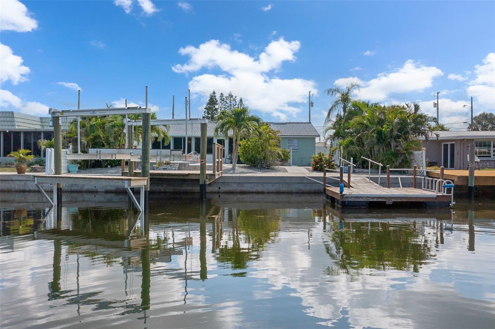 Listing photo id 34 for 13621 Jennita Drive