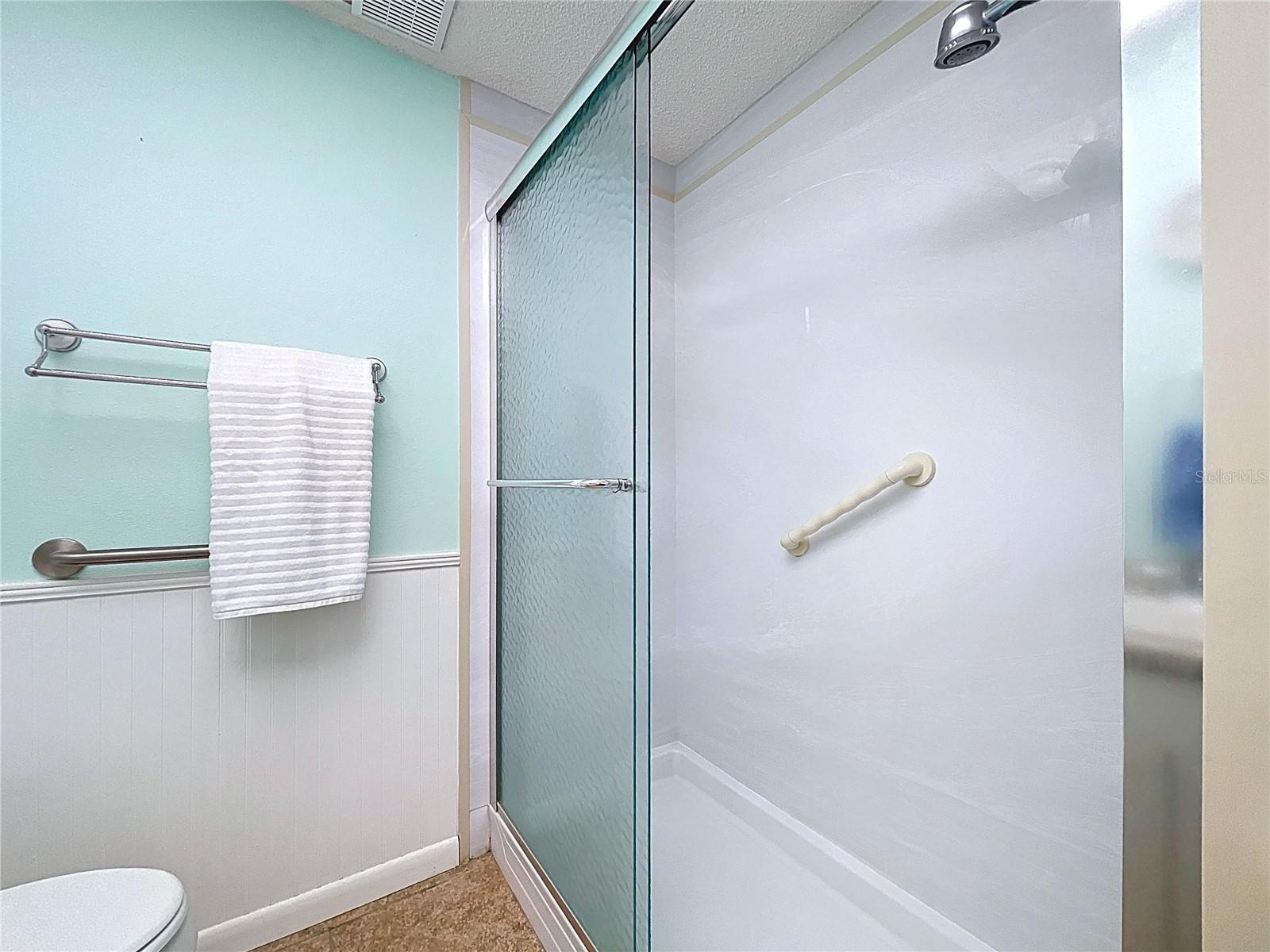 Image 11 of 61 For 9038 Byron Street