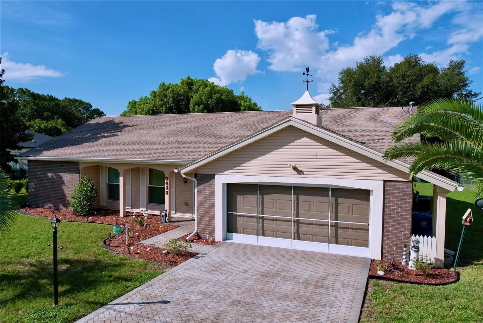 Image 17 of 61 For 9038 Byron Street