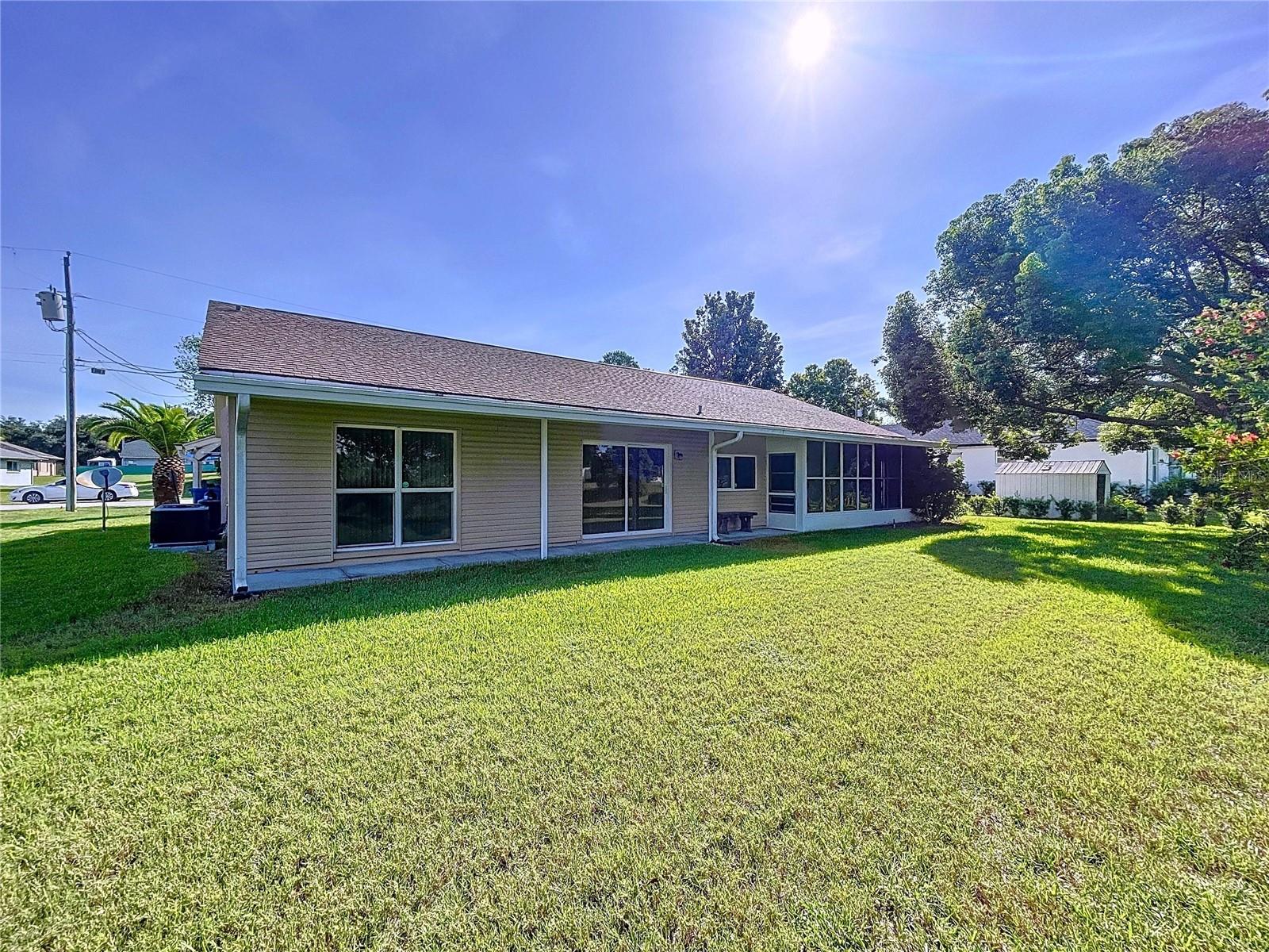 Image 18 of 61 For 9038 Byron Street