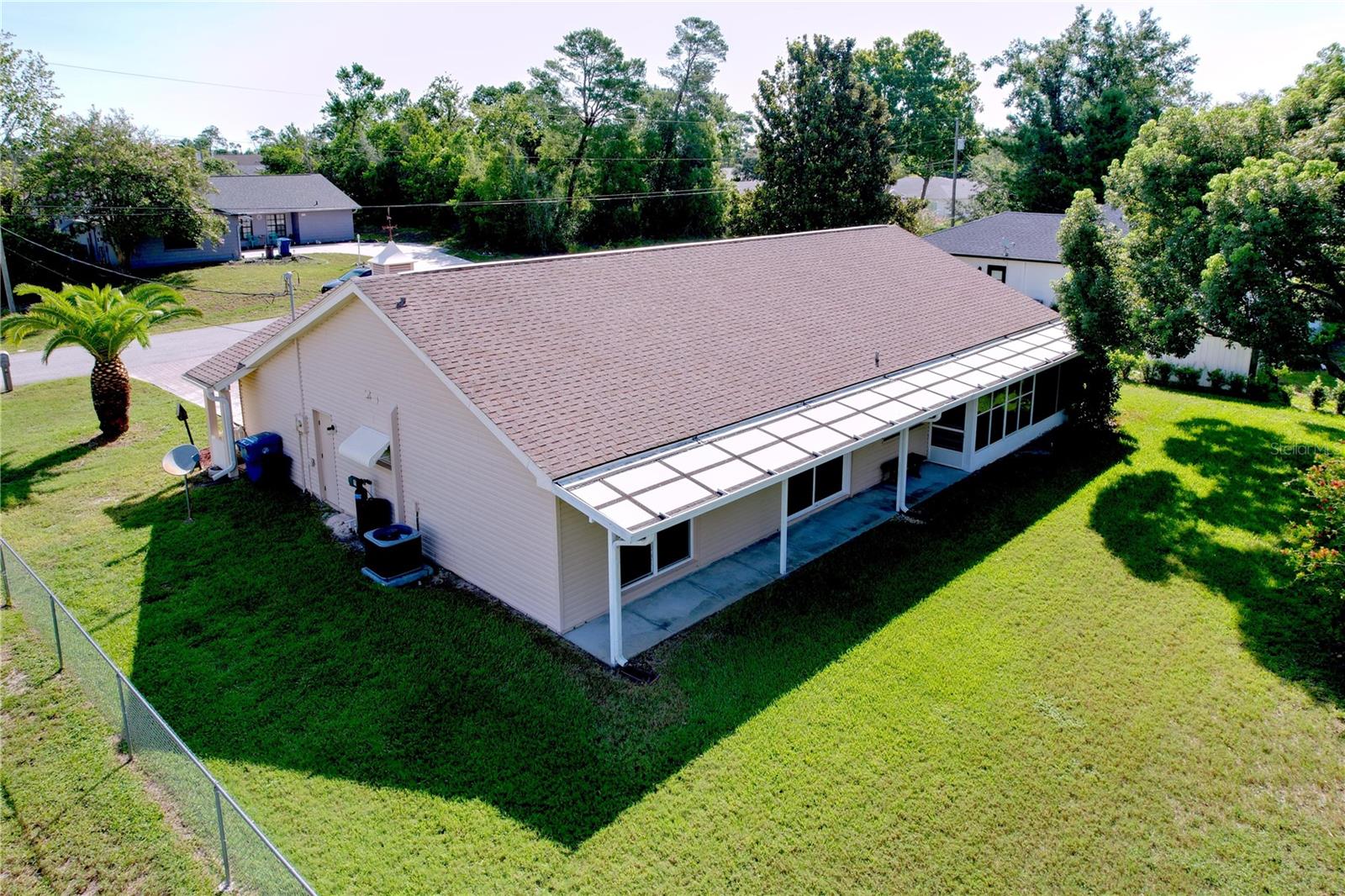 Image 20 of 61 For 9038 Byron Street