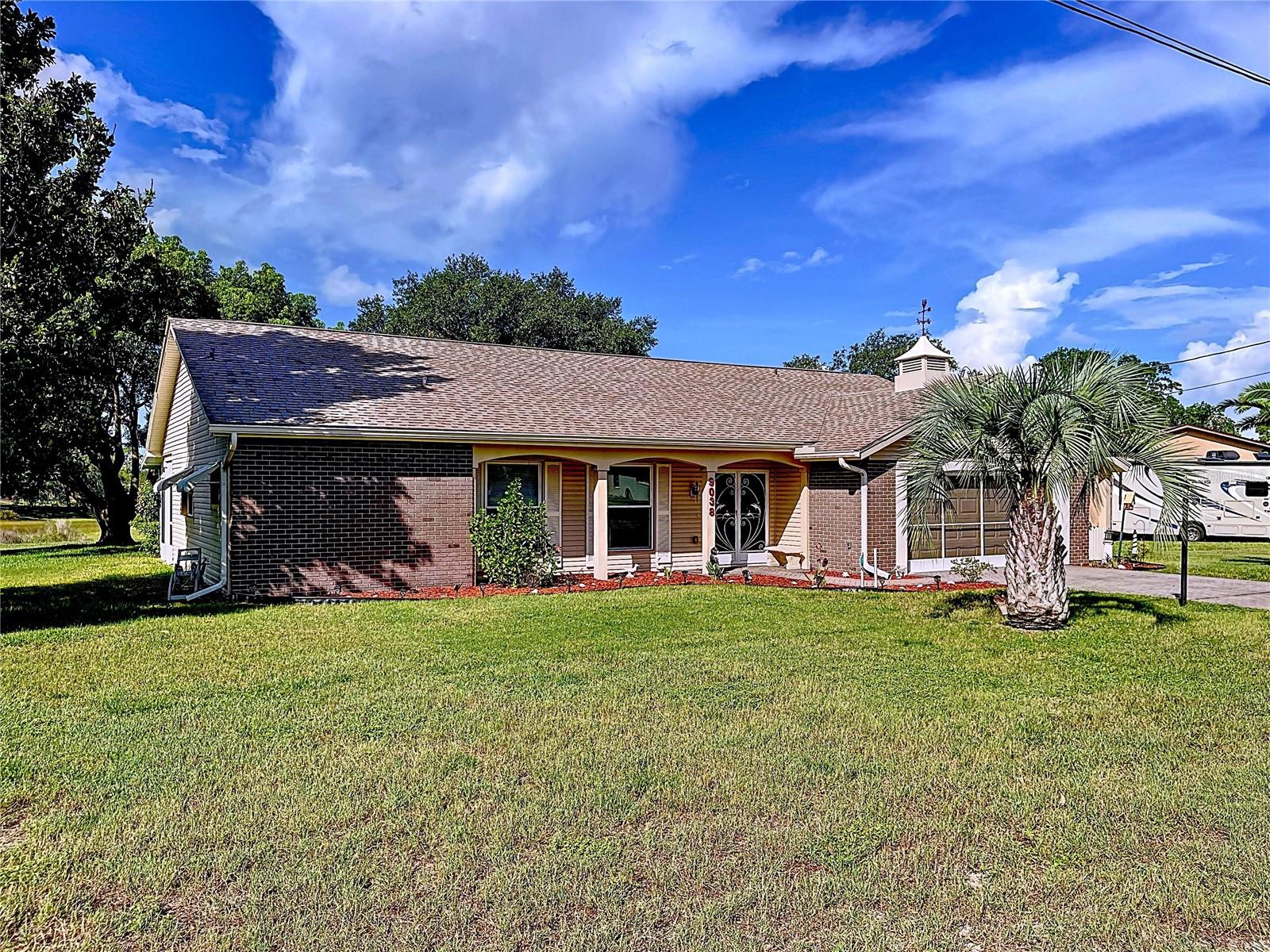 Image 21 of 61 For 9038 Byron Street