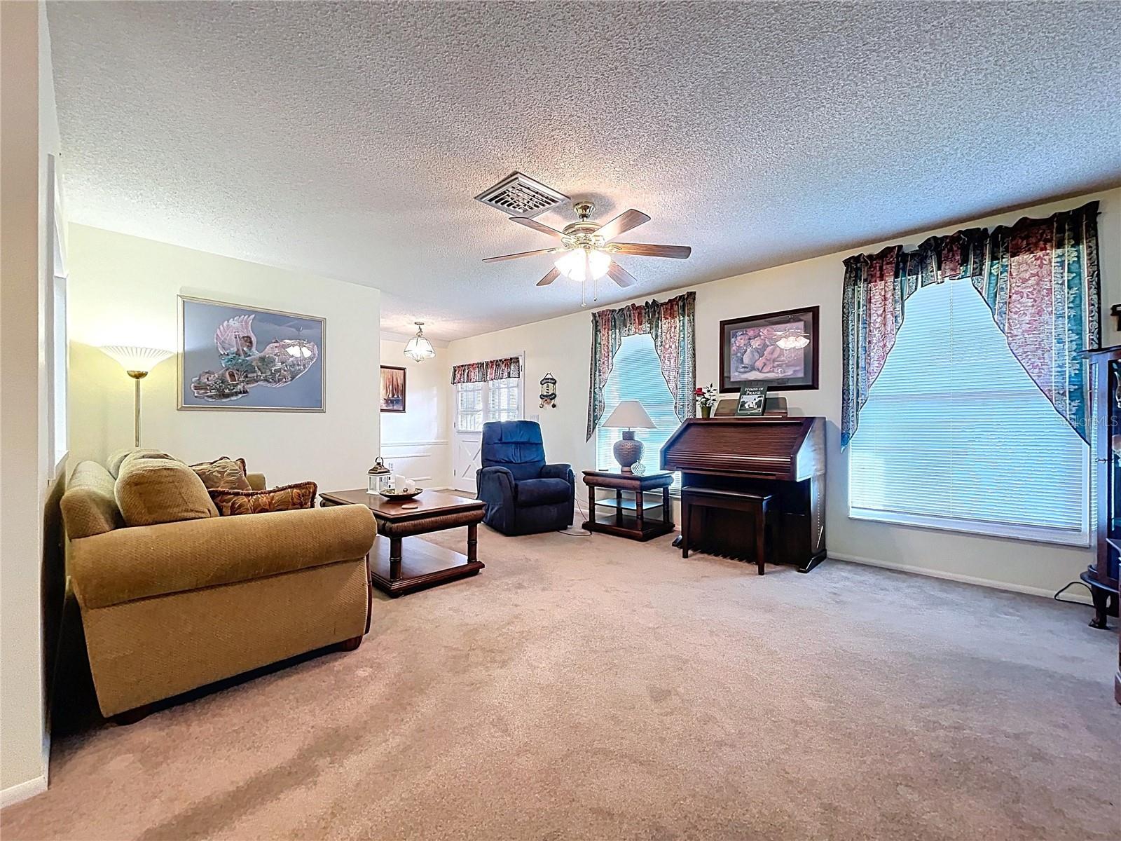 Image 28 of 61 For 9038 Byron Street