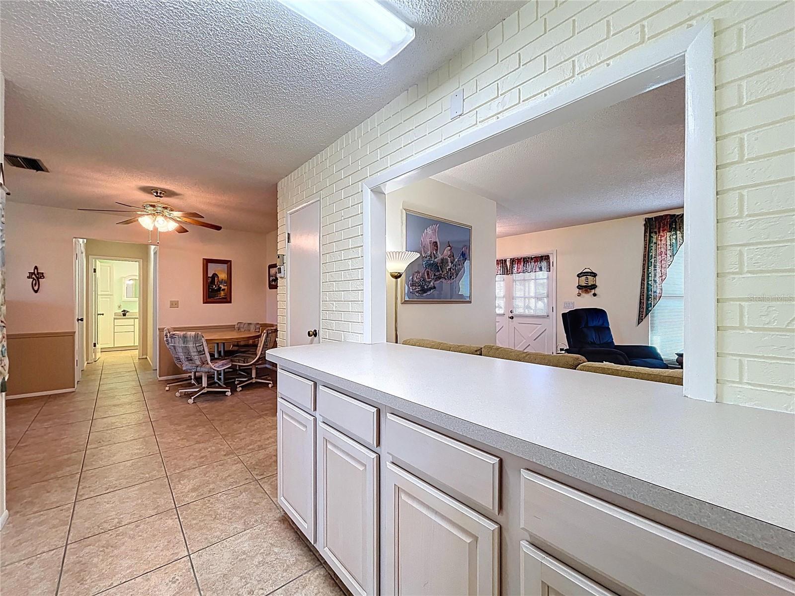 Image 5 of 61 For 9038 Byron Street
