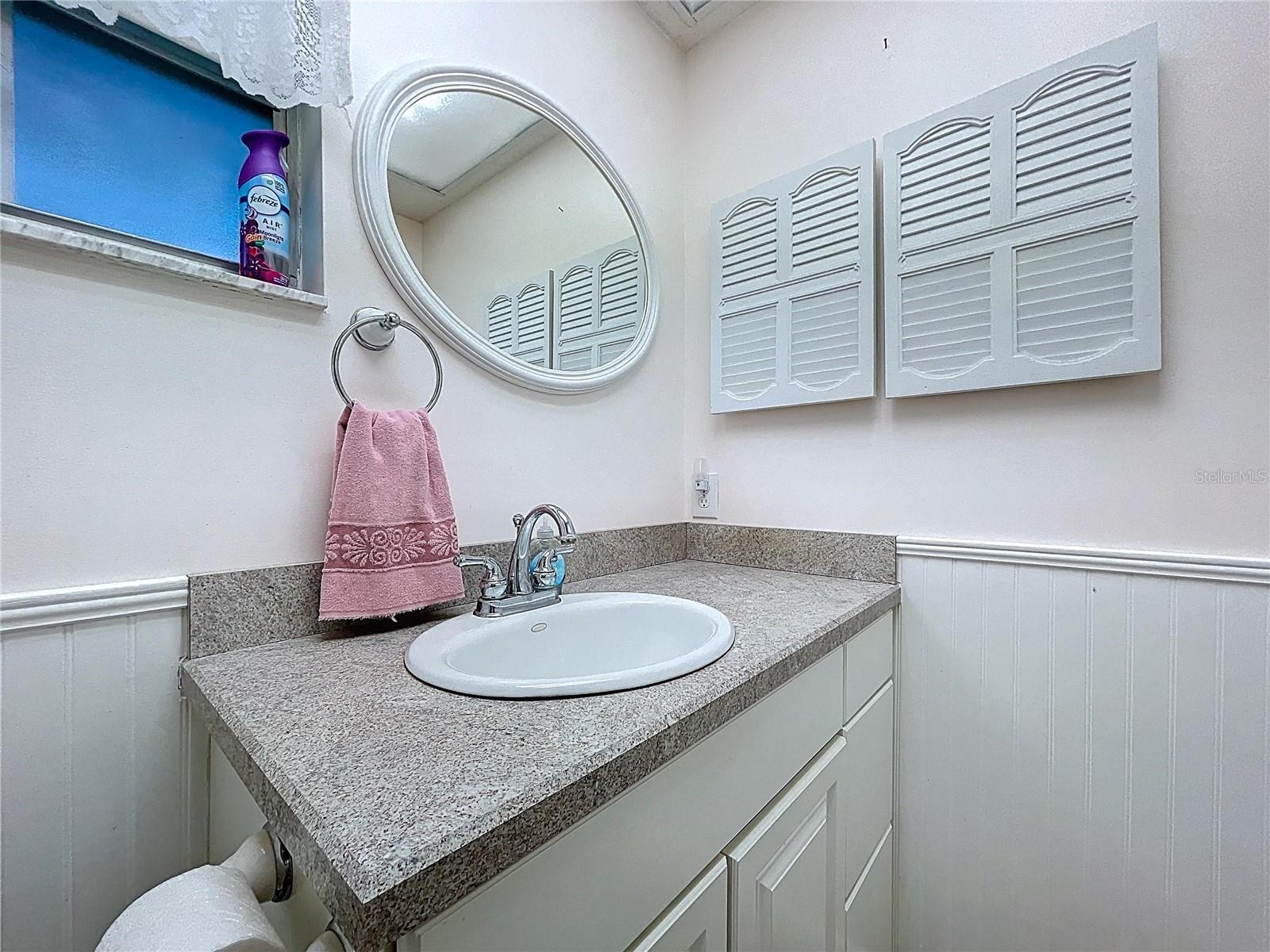 Image 50 of 61 For 9038 Byron Street