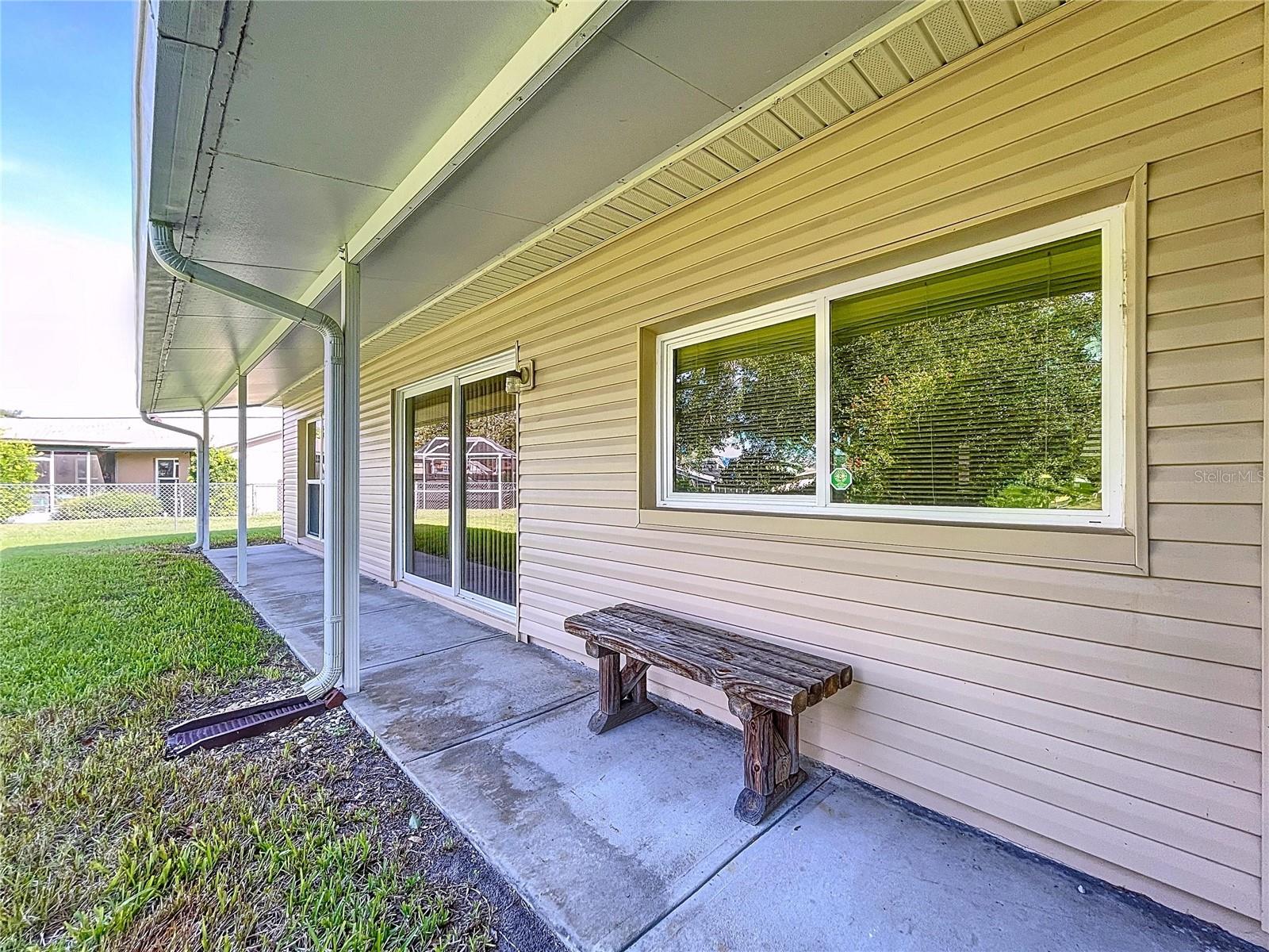 Image 57 of 61 For 9038 Byron Street