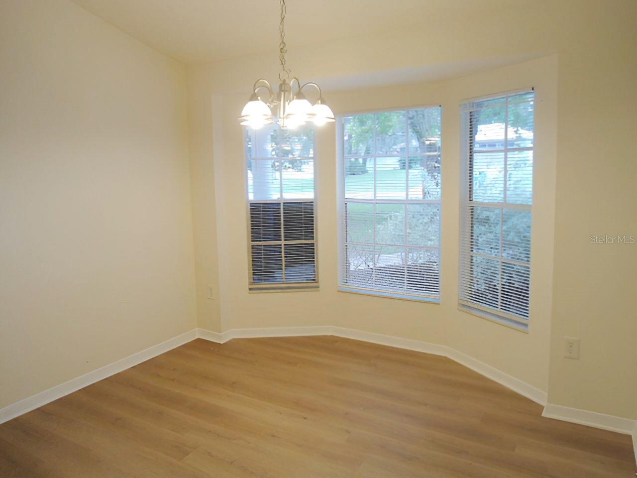 Image 11 of 29 For 2485 Stanton Avenue