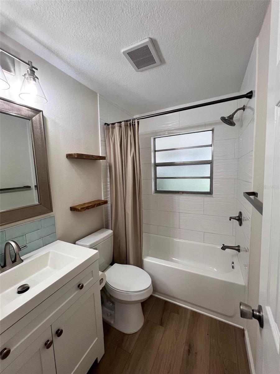 Image 15 of 22 For 7020 Wentworth Way