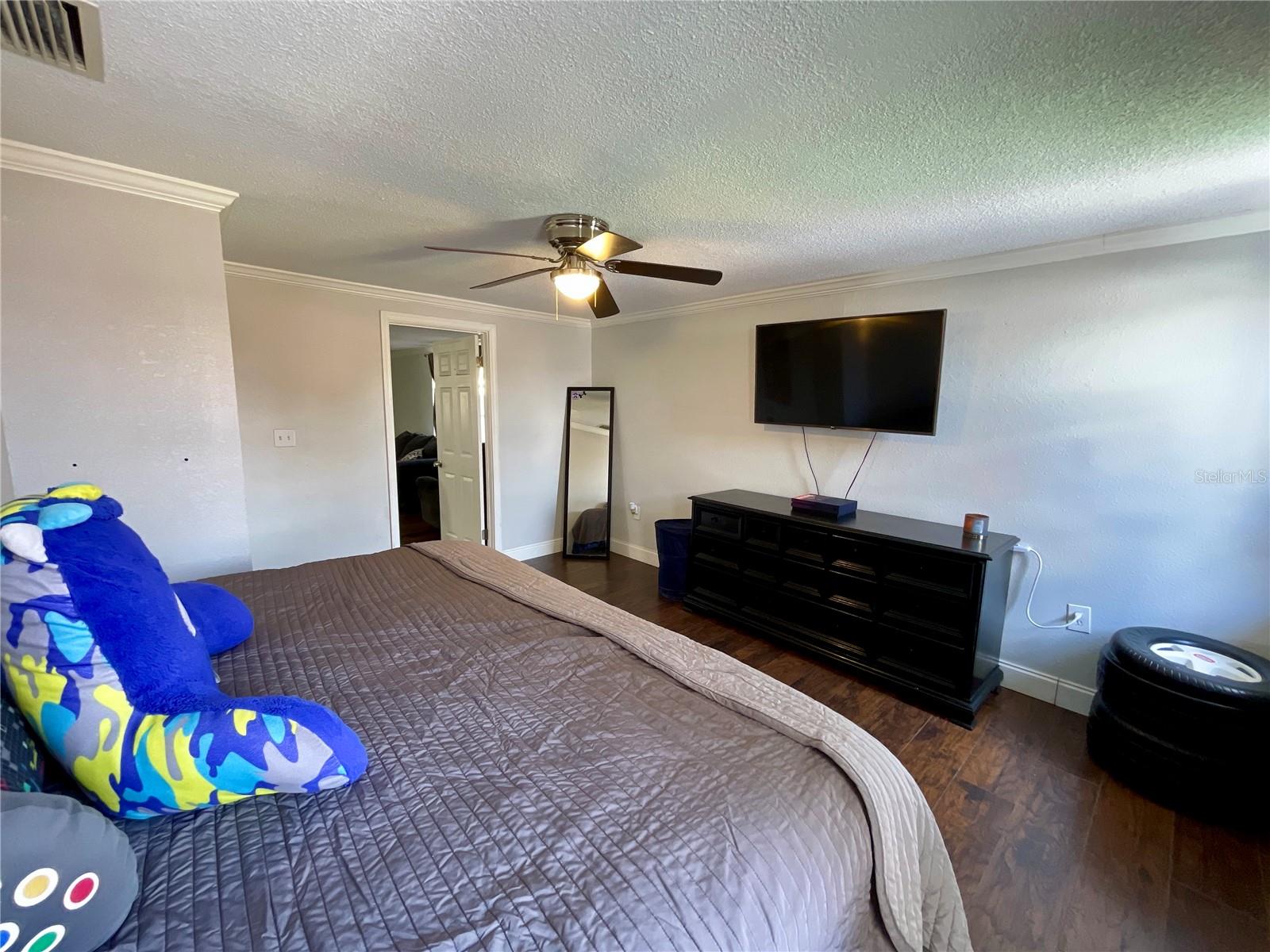 Image 19 of 23 For 6925 Altavista Street