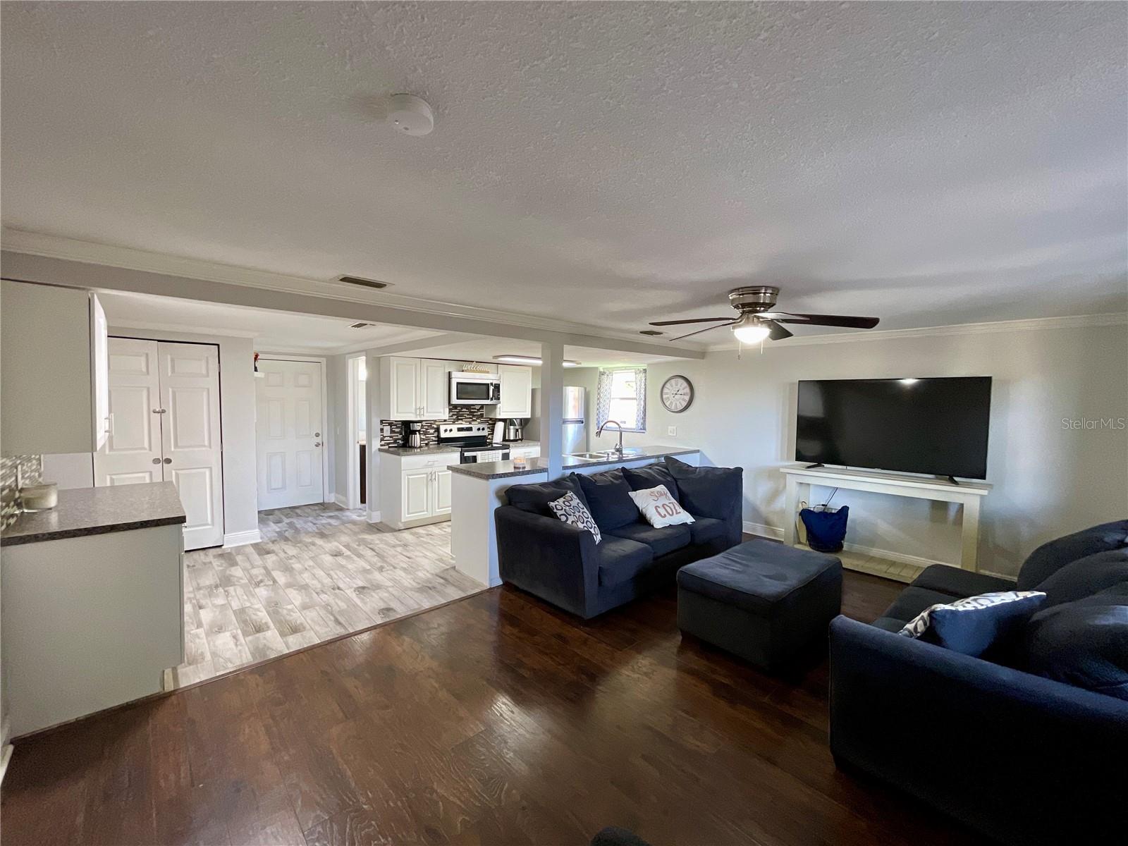 Image 20 of 23 For 6925 Altavista Street