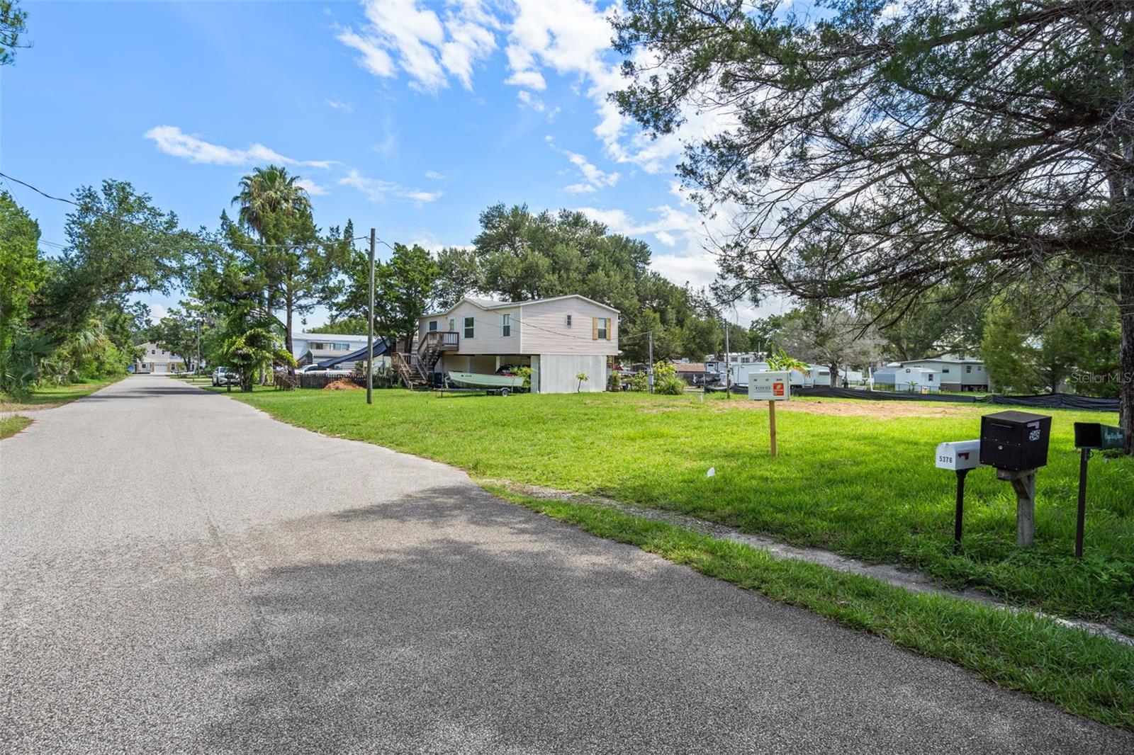 Image 13 of 19 For 5981 Colony Circle