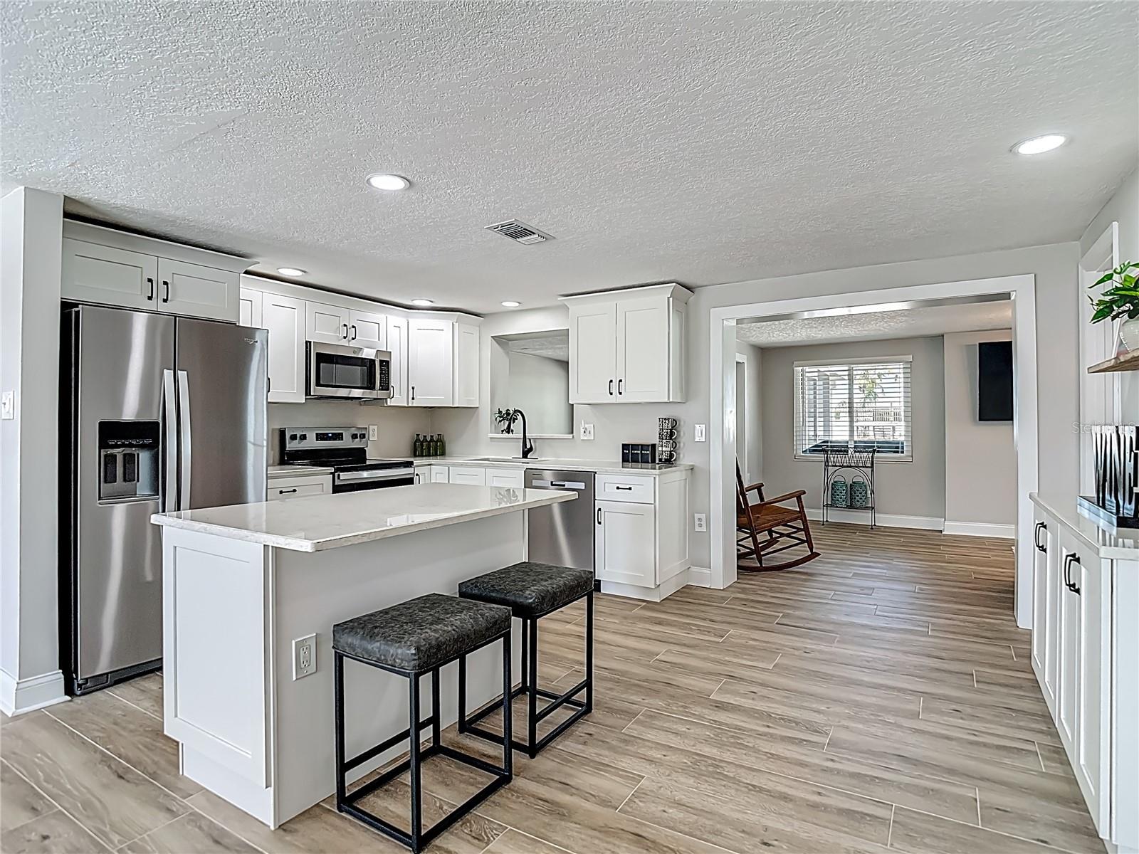 Image 17 of 69 For 13609 Maria Drive