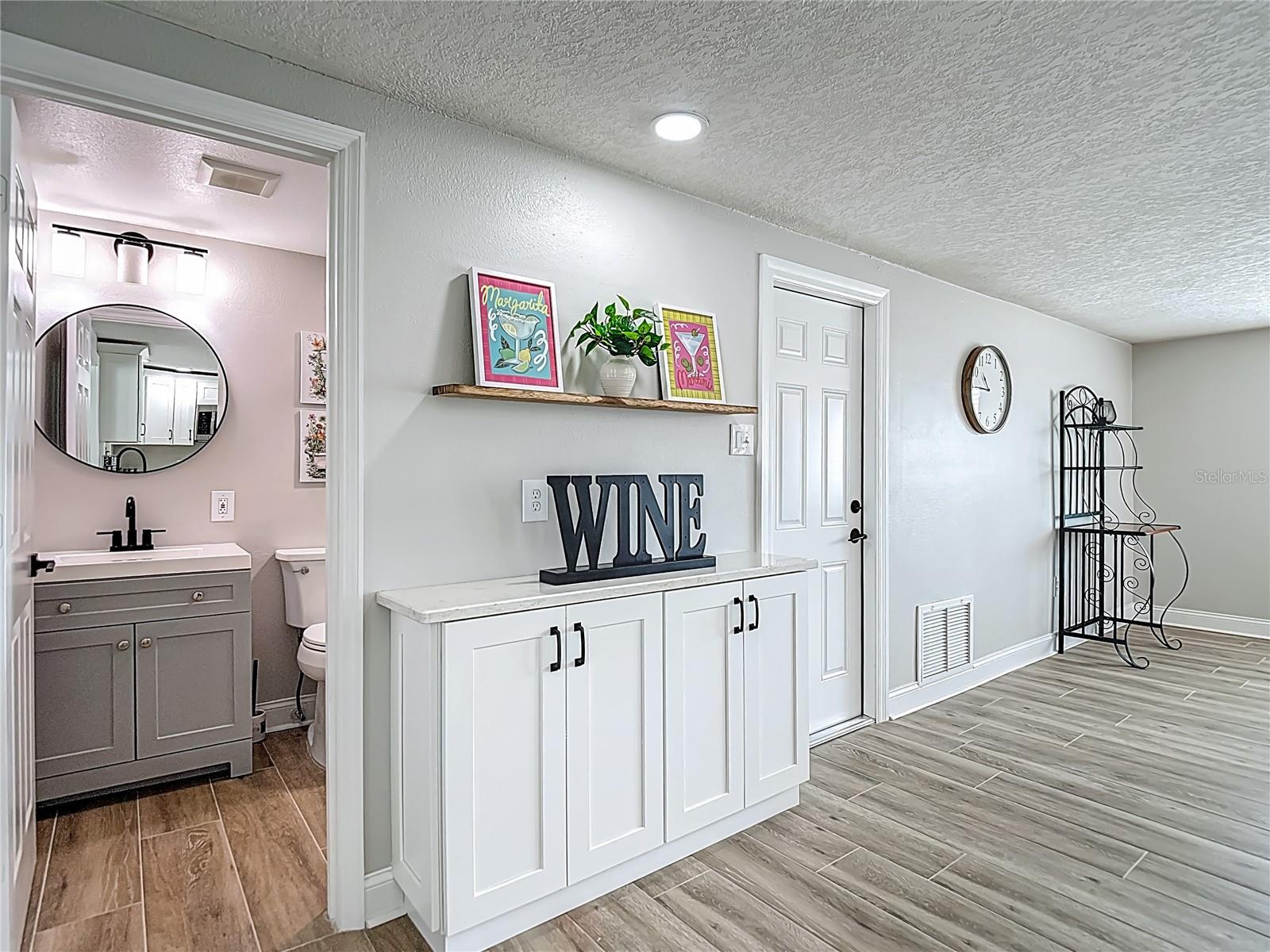 Image 19 of 69 For 13609 Maria Drive