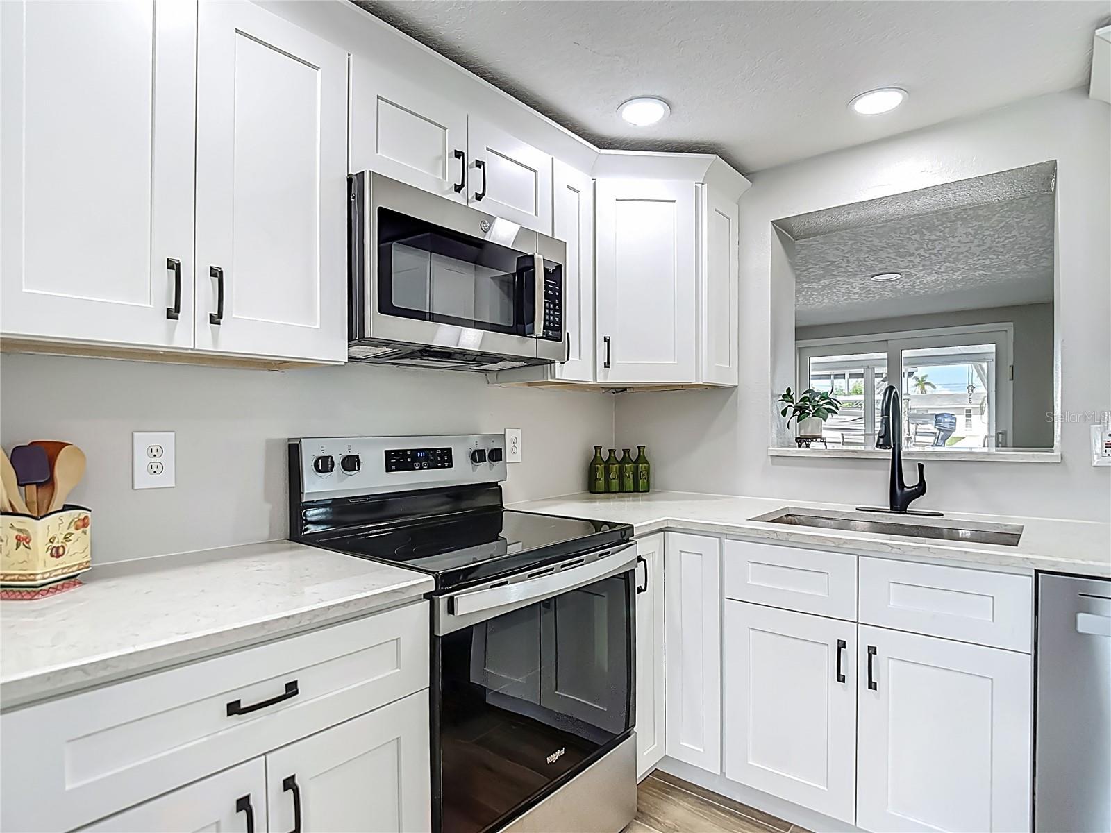 Image 22 of 69 For 13609 Maria Drive