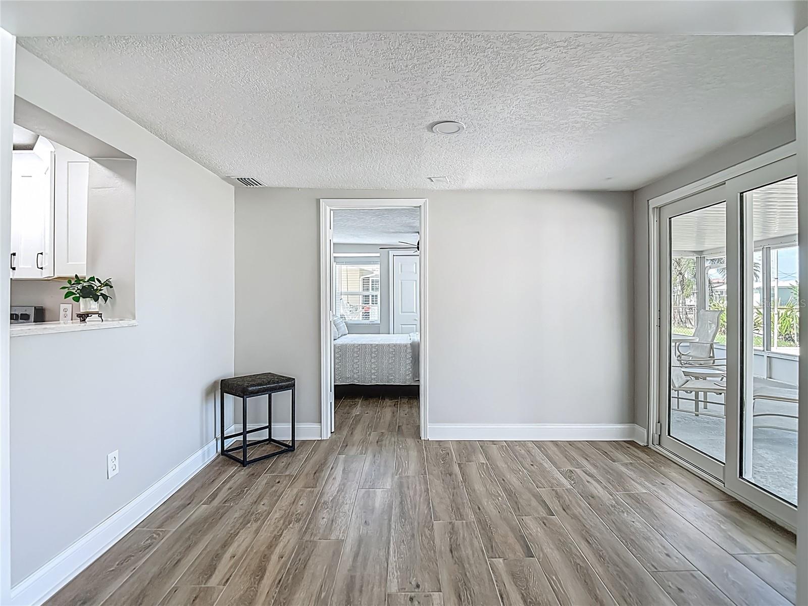 Image 30 of 69 For 13609 Maria Drive