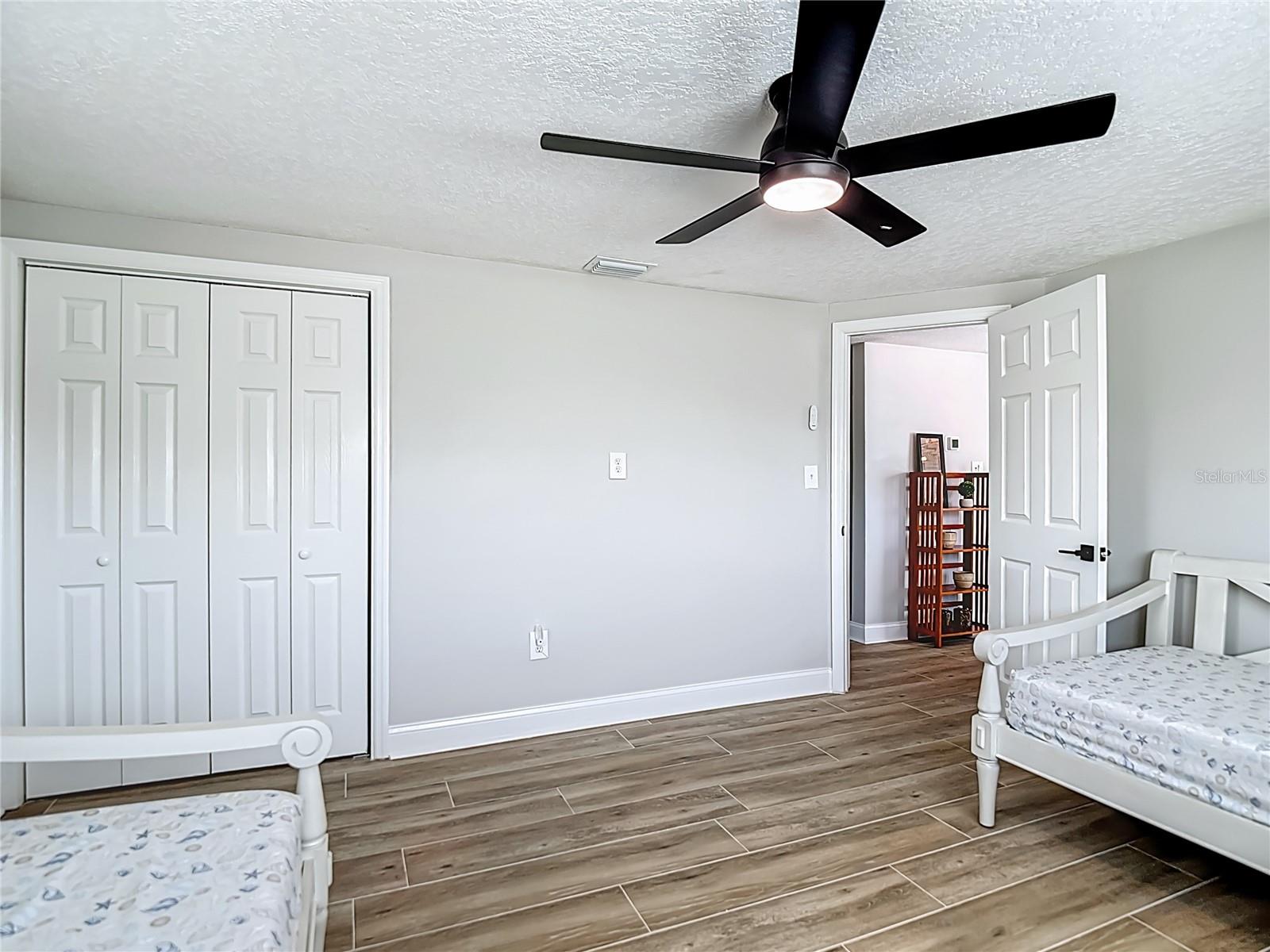 Image 36 of 69 For 13609 Maria Drive