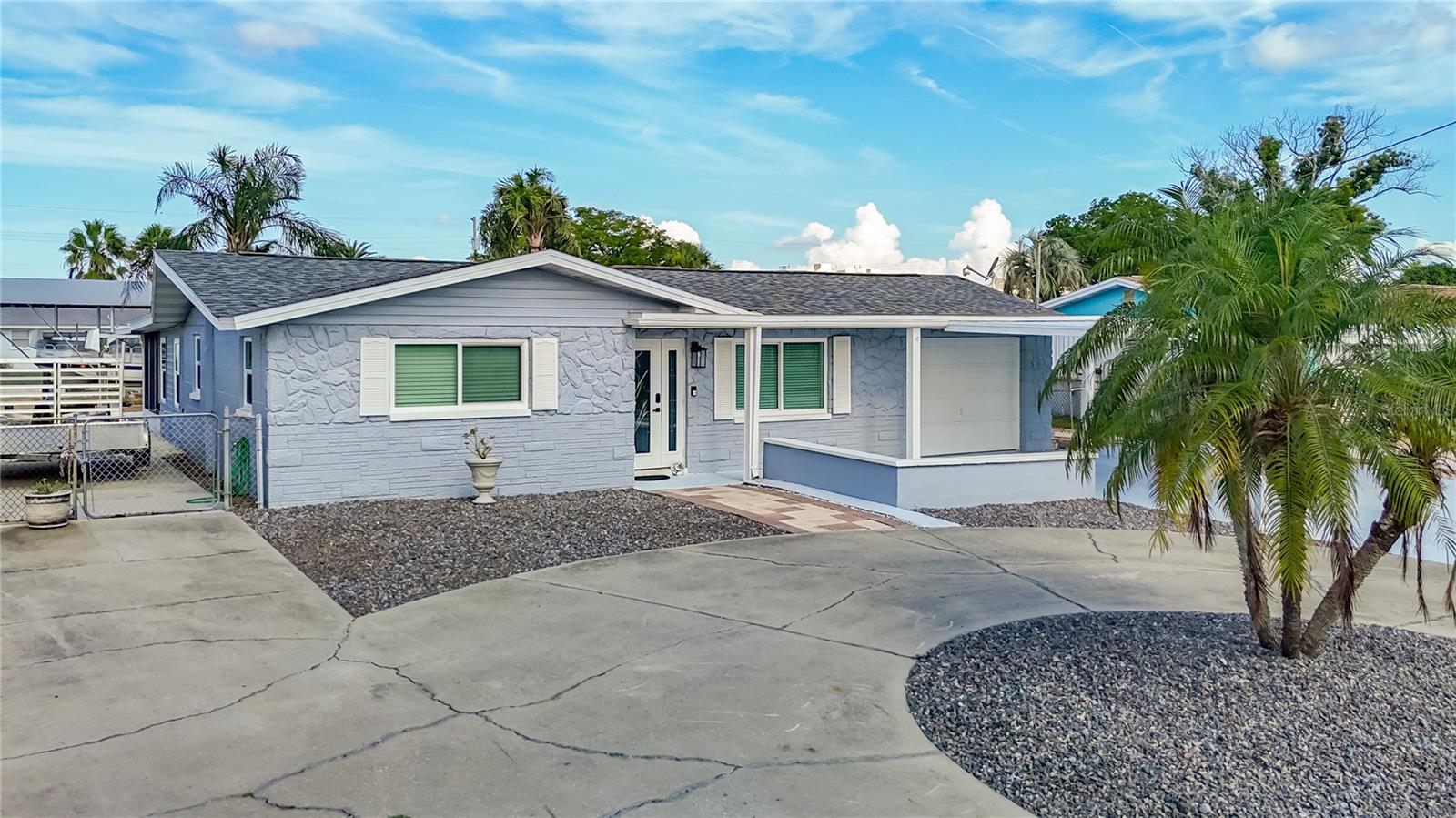 Image 7 of 69 For 13609 Maria Drive