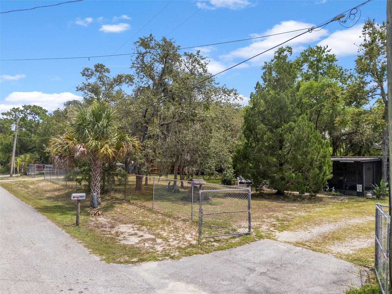 Image 16 of 32 For 12012 Westbay Avenue