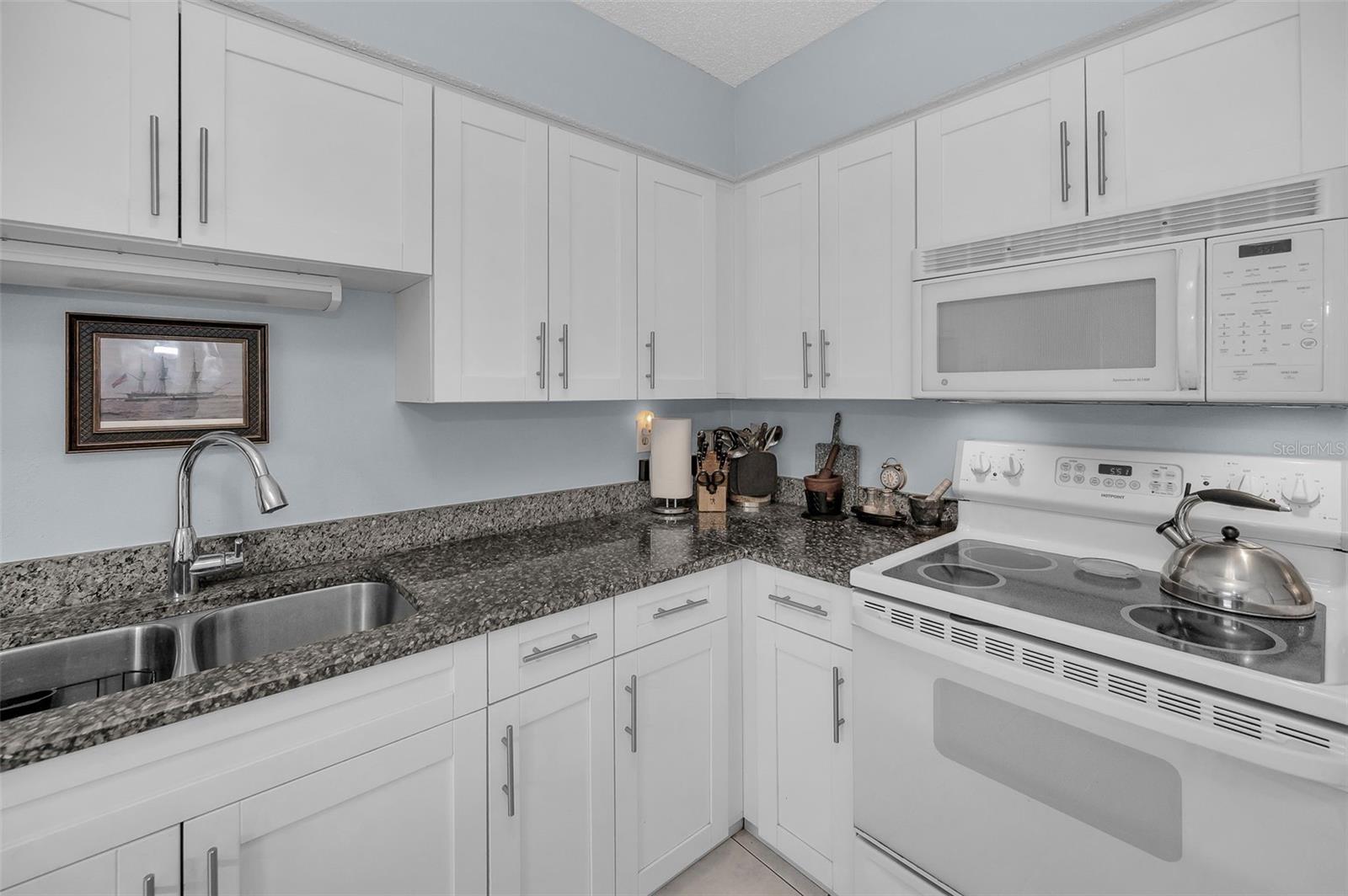 Image 4 of 83 For 3862 Lighthouse Way A