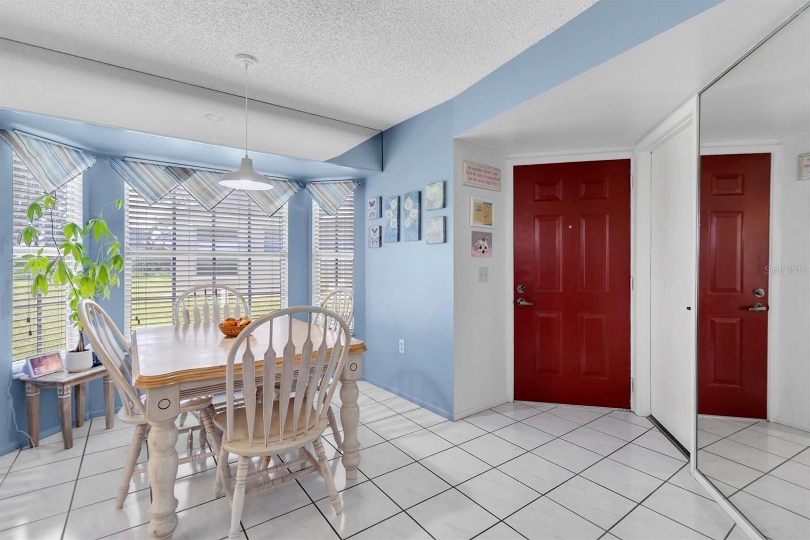 Image 14 of 55 For 9556 Bunker Hill