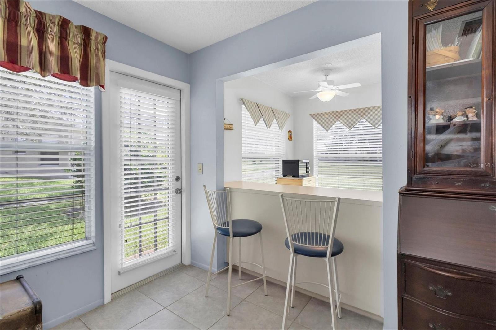 Image 8 of 55 For 9556 Bunker Hill