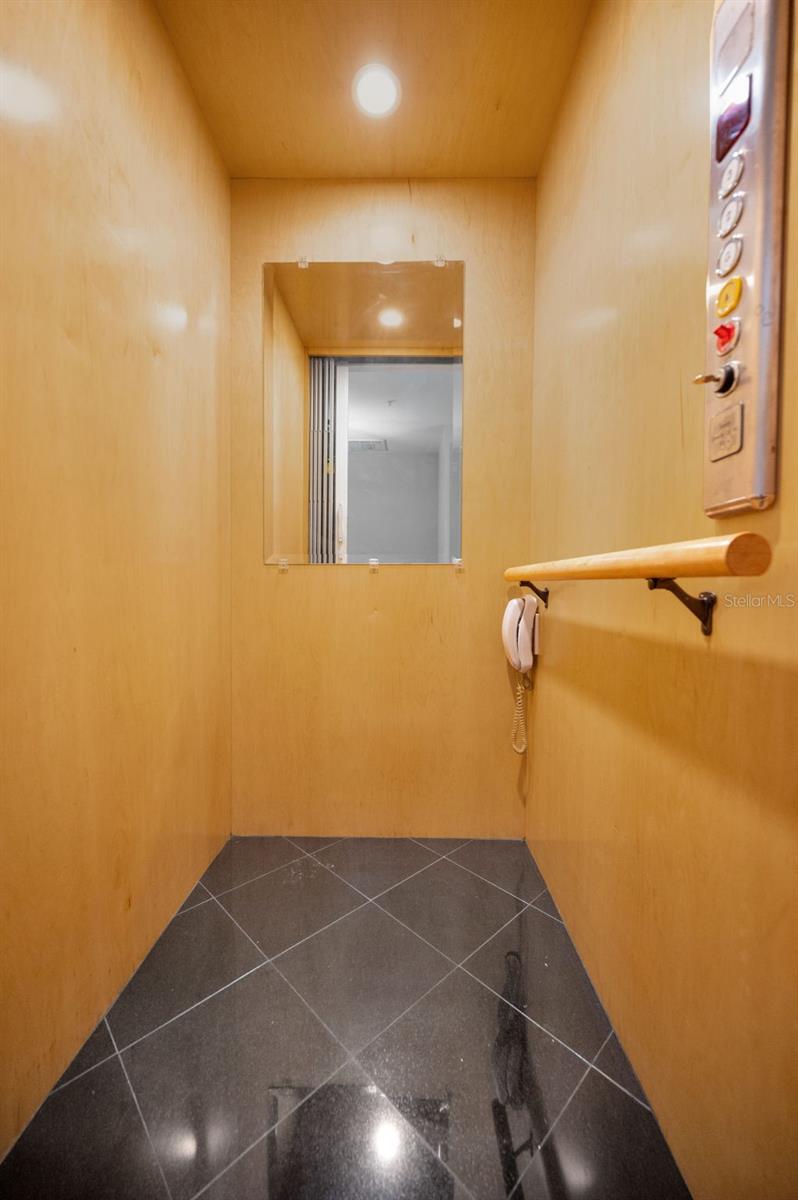 Listing photo id 17 for 5628 Sea Turtle Court
