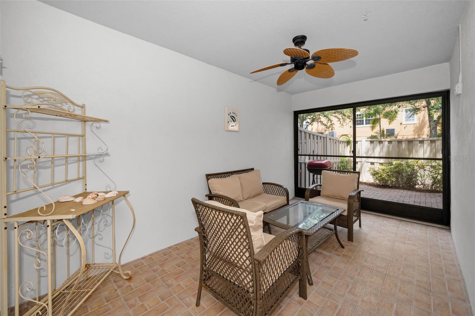 Listing photo id 32 for 5628 Sea Turtle Court
