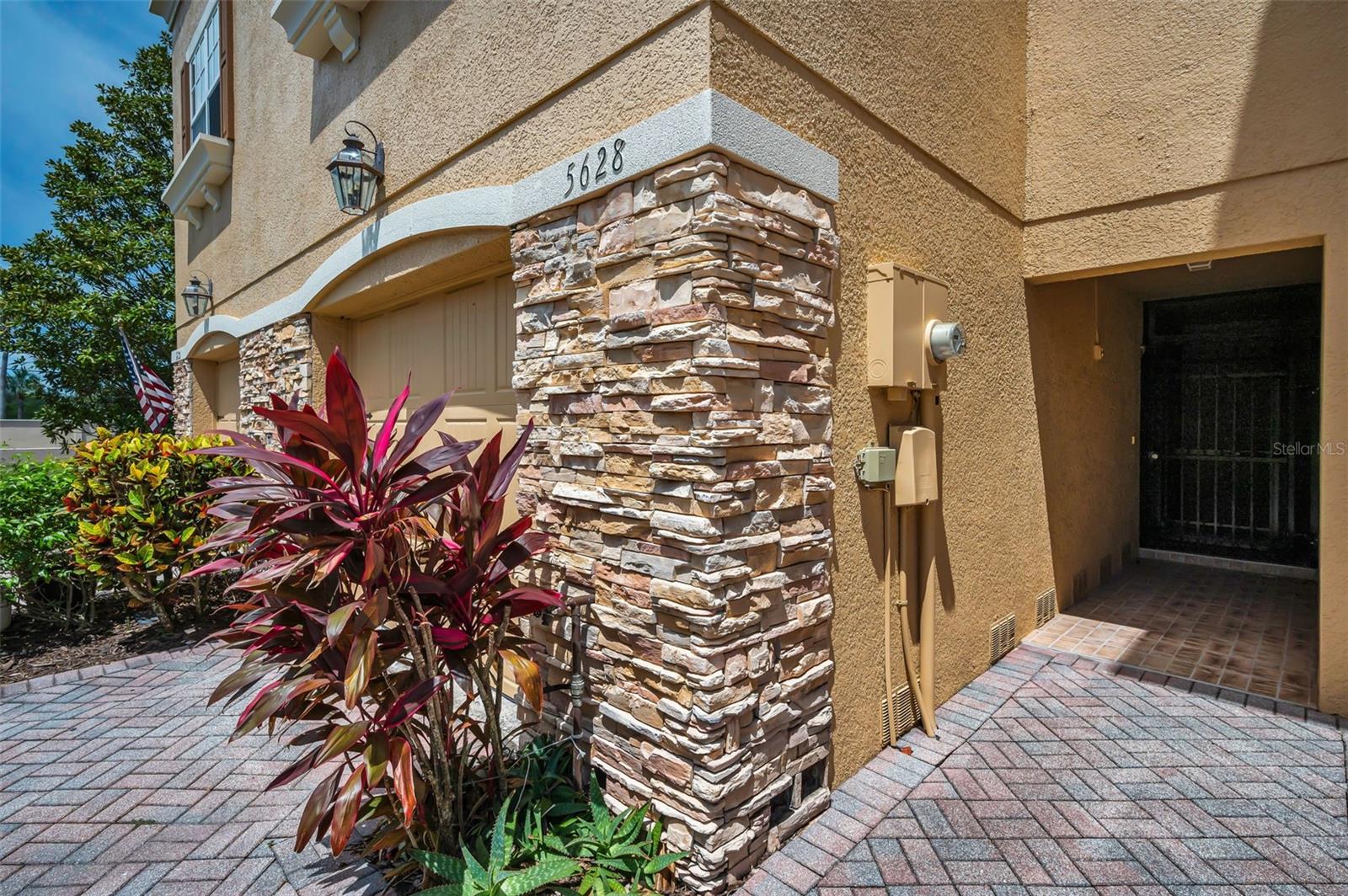 Listing photo id 42 for 5628 Sea Turtle Court