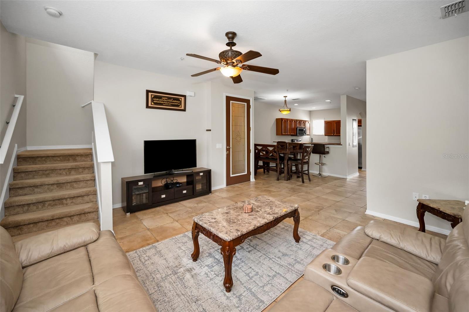 Listing photo id 4 for 5628 Sea Turtle Court