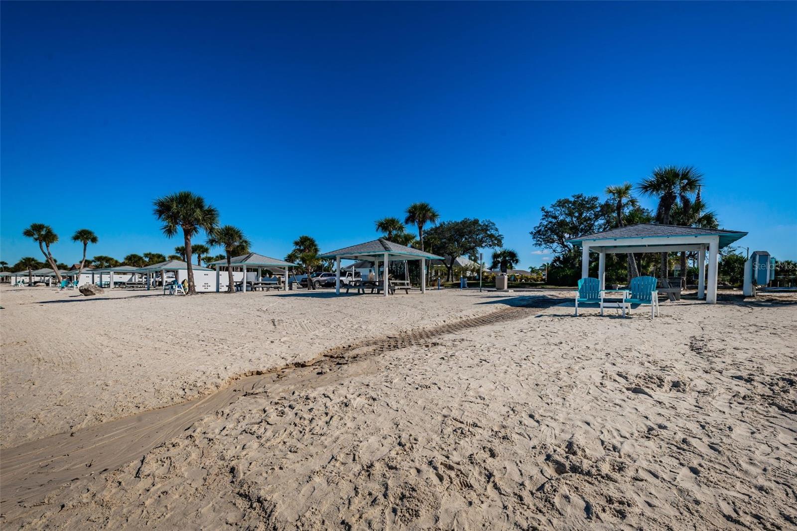 Listing photo id 84 for 5628 Sea Turtle Court