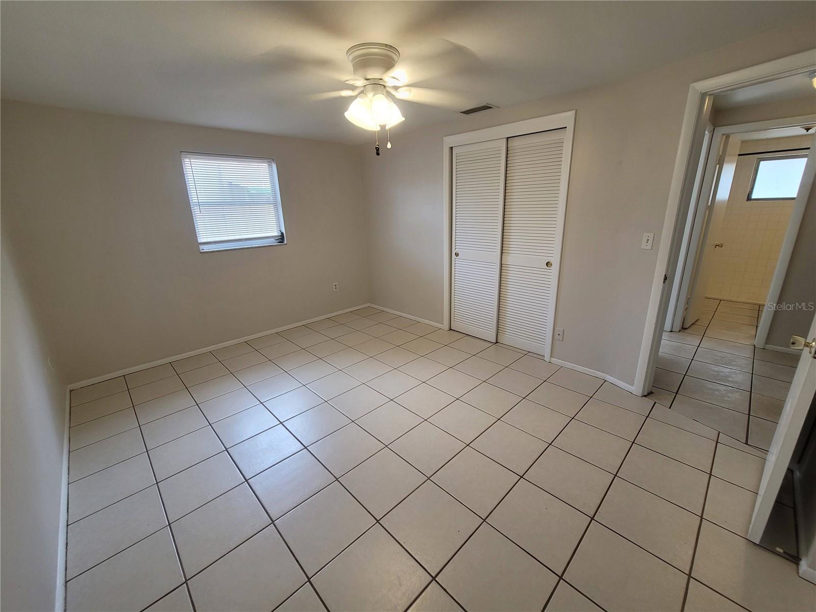 Image 11 of 23 For 4350 Newbury Drive