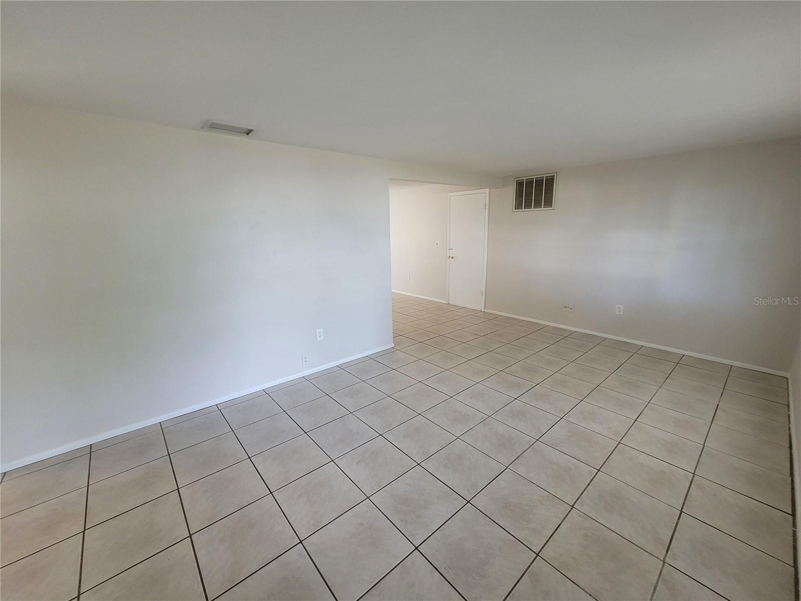 Image 15 of 23 For 4350 Newbury Drive