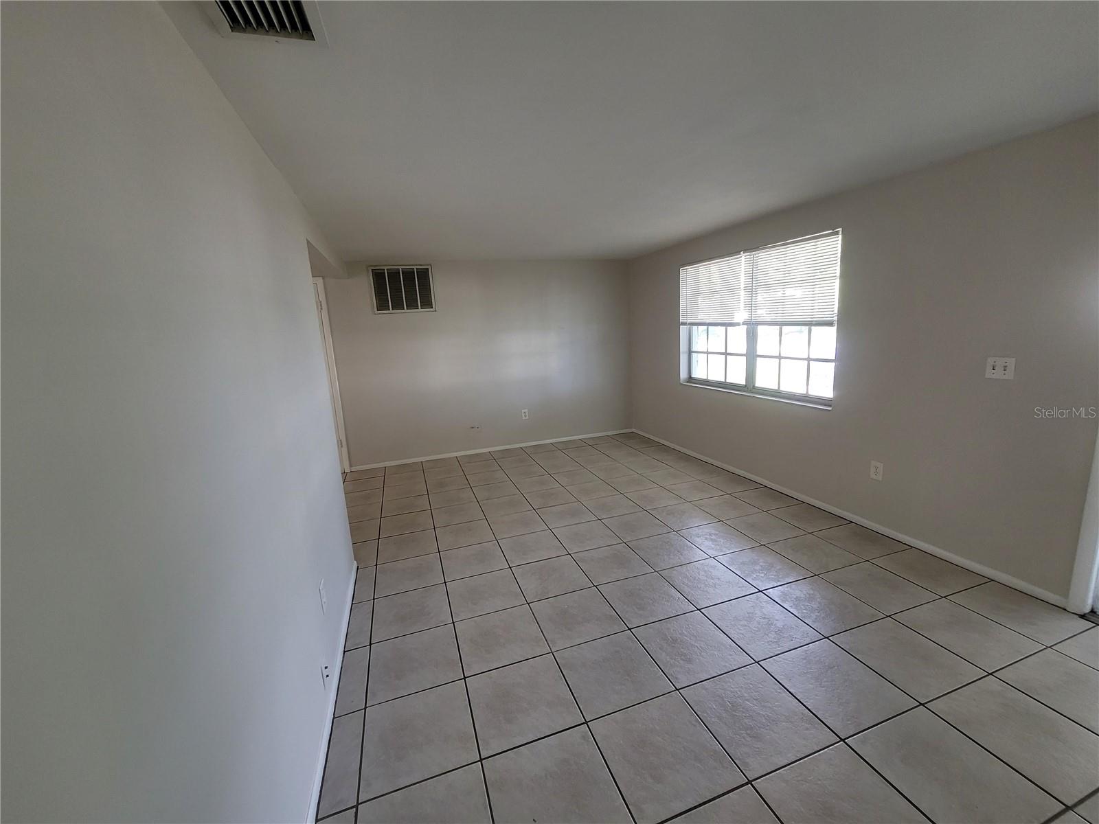 Image 16 of 23 For 4350 Newbury Drive