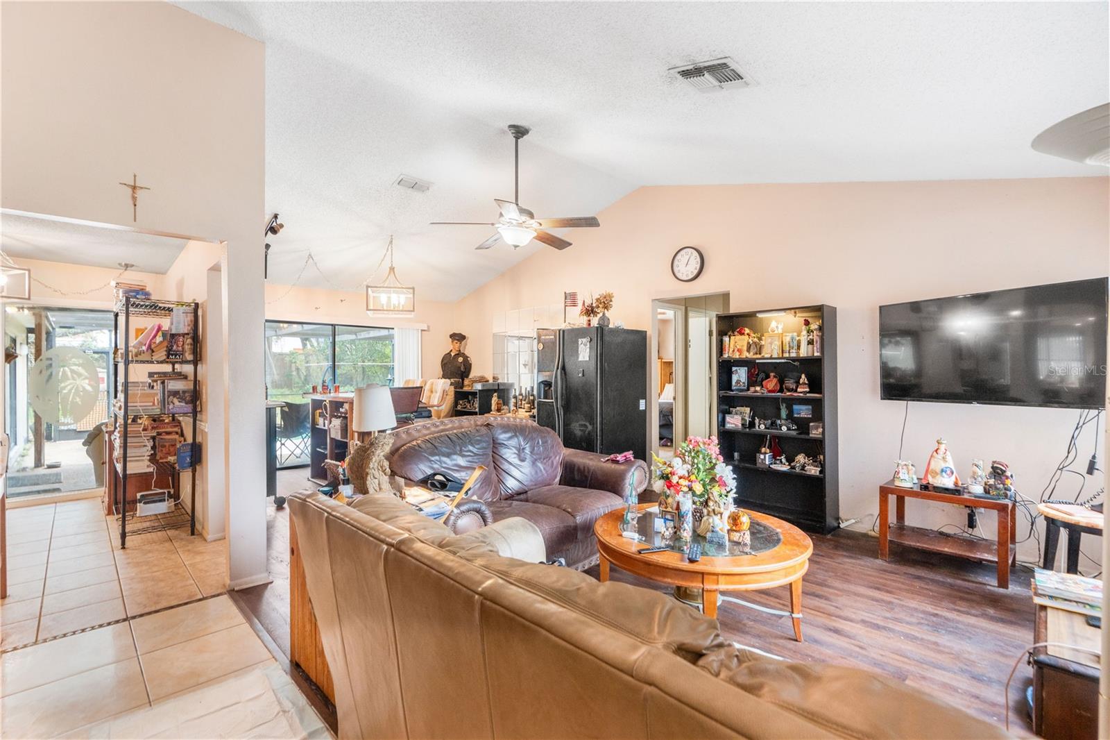 Image 8 of 31 For 4482 Plumosa Street