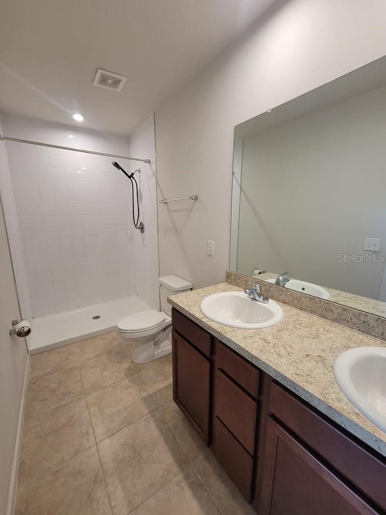 Image 12 of 18 For 35192 Arya Way