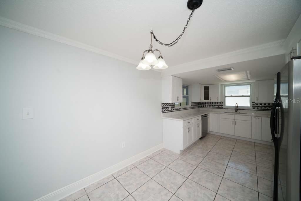 Image 14 of 19 For 8948 Lido Lane