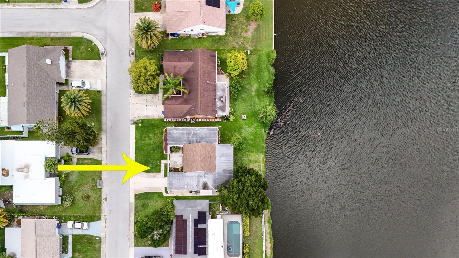 Image 41 of 47 For 3526 Overland Drive