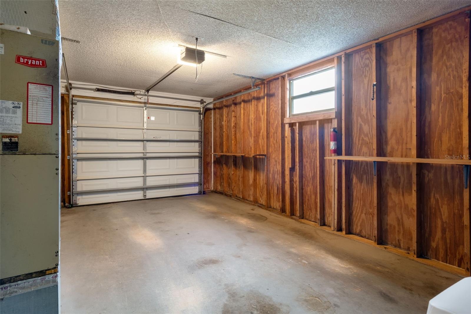 Image 32 of 36 For 9748 Bayside Court