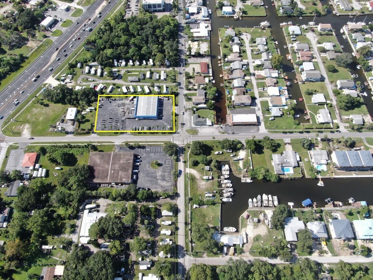 Listing photo id 0 for 7008-7010-7012 Clark Street