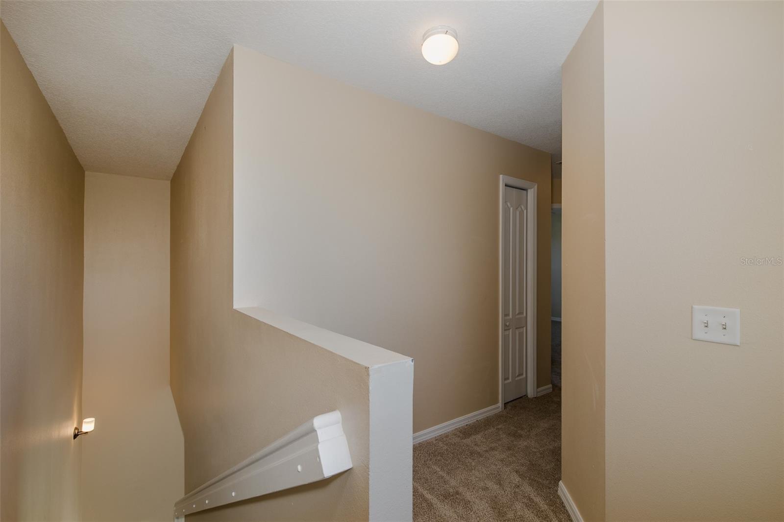 Image 19 of 81 For 8932 Iron Oak Avenue