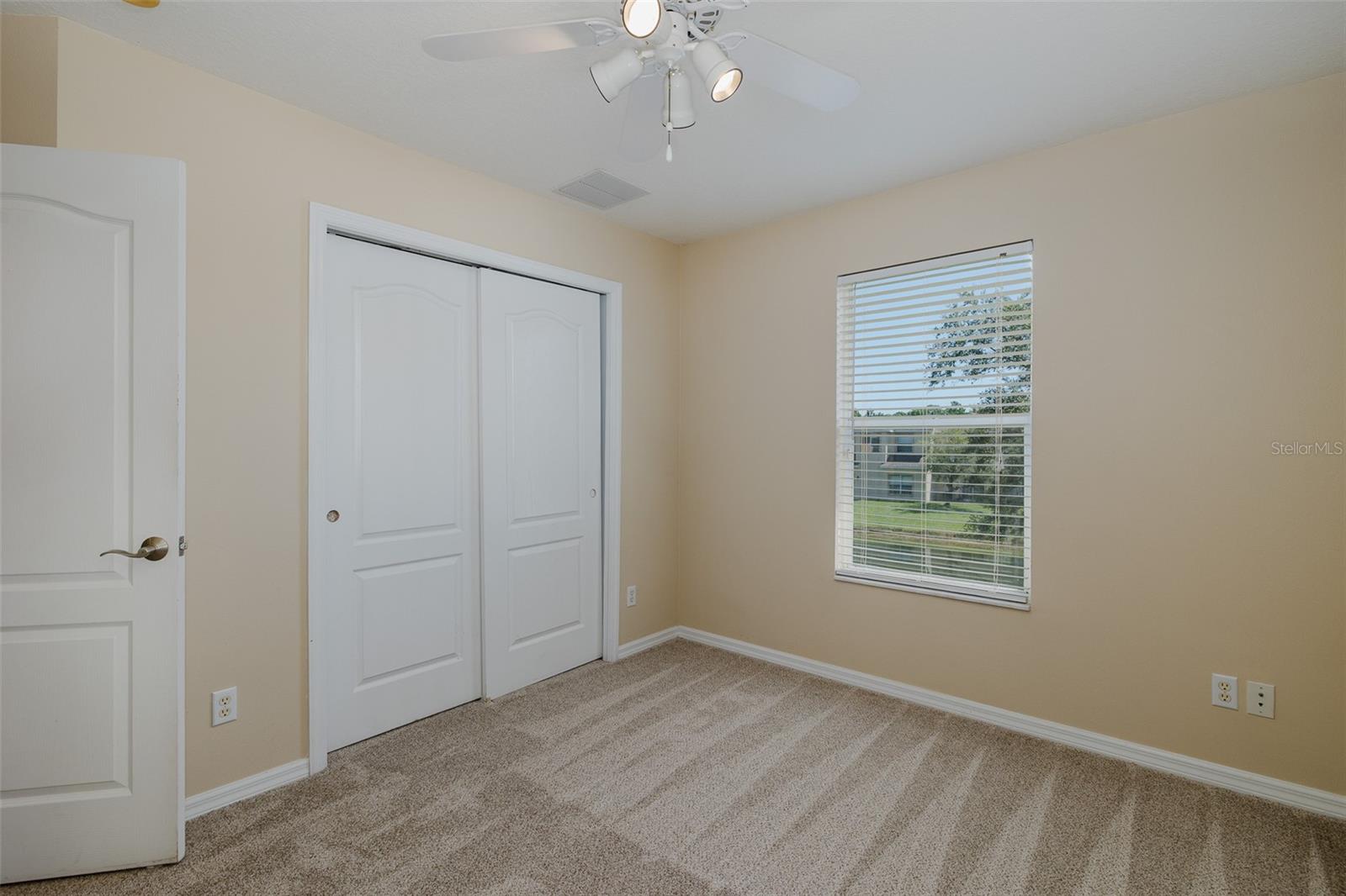 Image 22 of 81 For 8932 Iron Oak Avenue