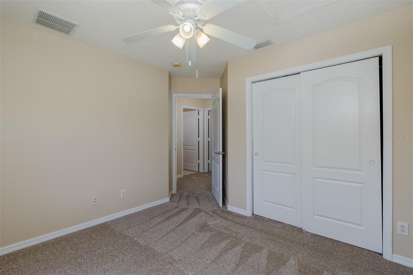 Image 28 of 81 For 8932 Iron Oak Avenue