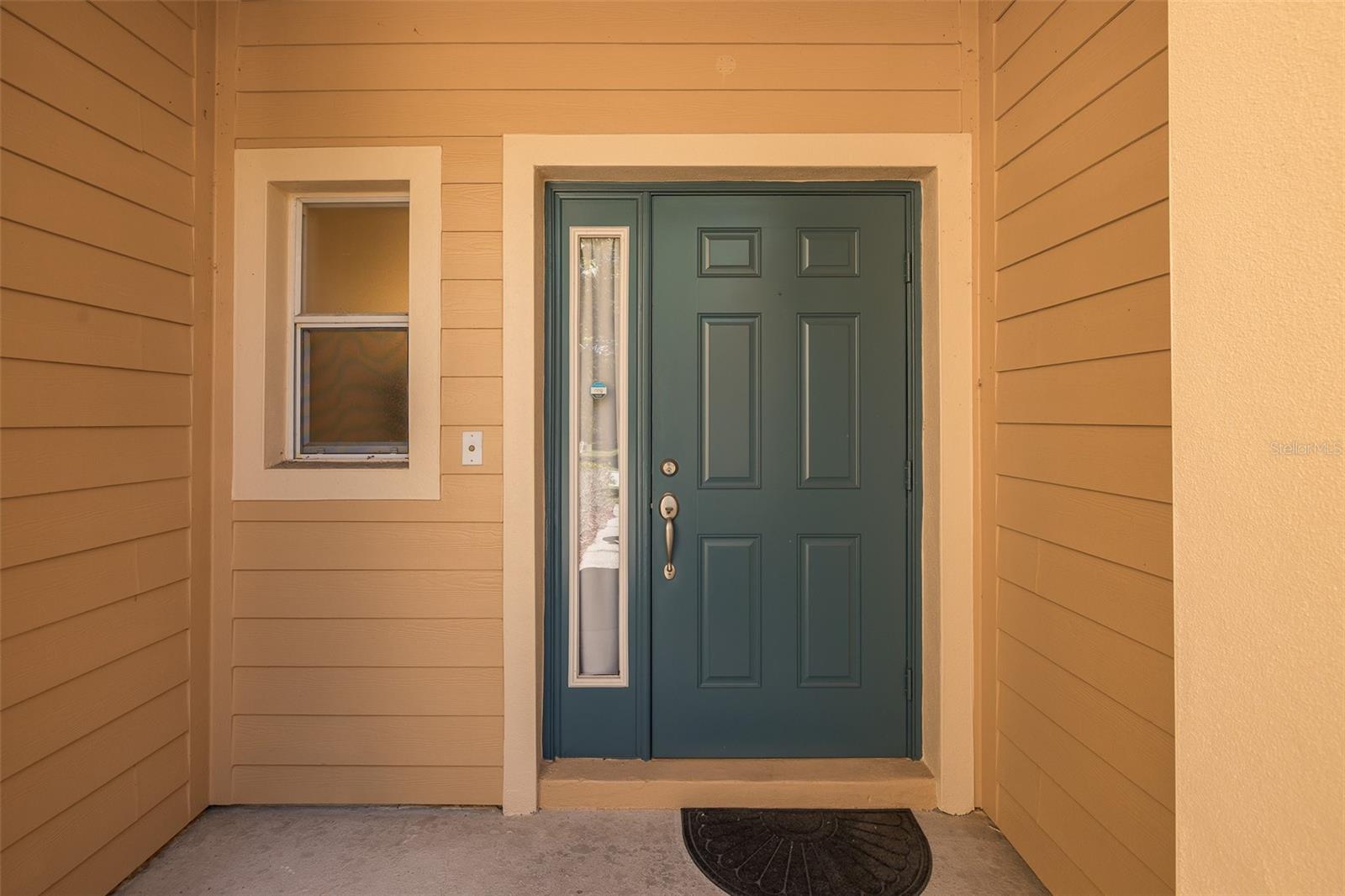 Image 3 of 81 For 8932 Iron Oak Avenue