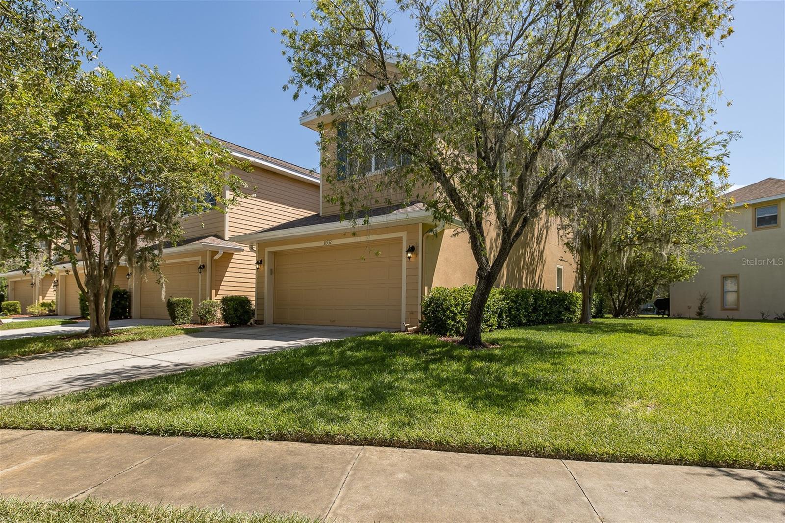 Image 56 of 81 For 8932 Iron Oak Avenue