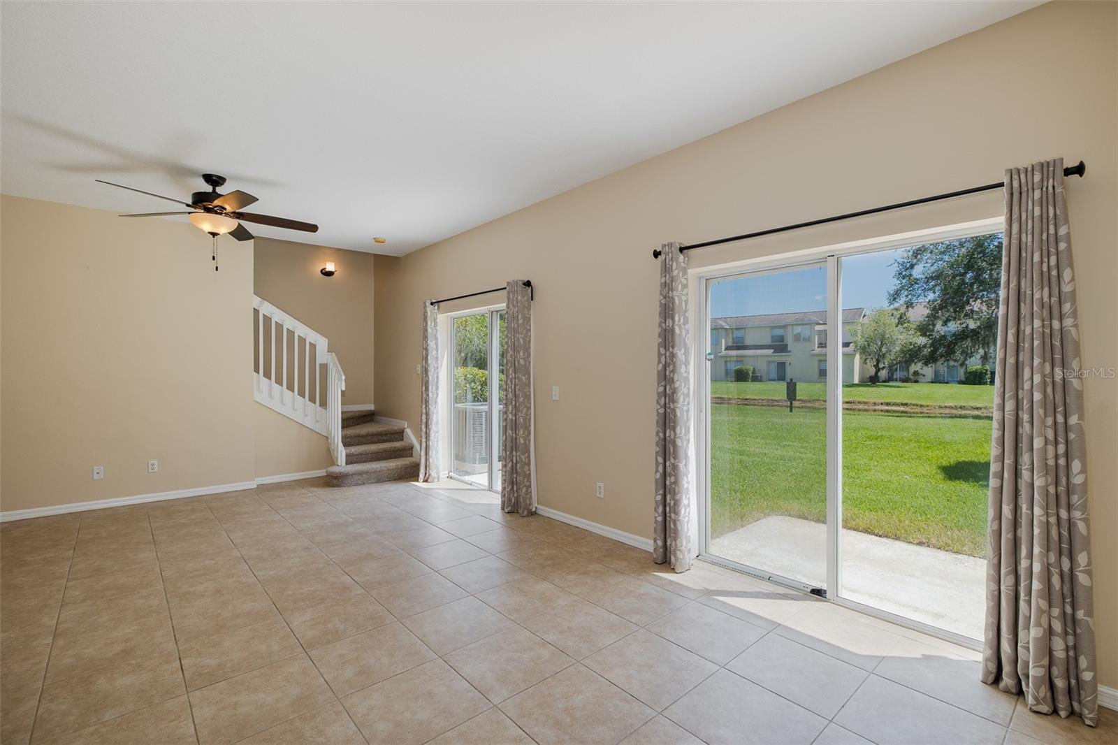 Image 9 of 81 For 8932 Iron Oak Avenue