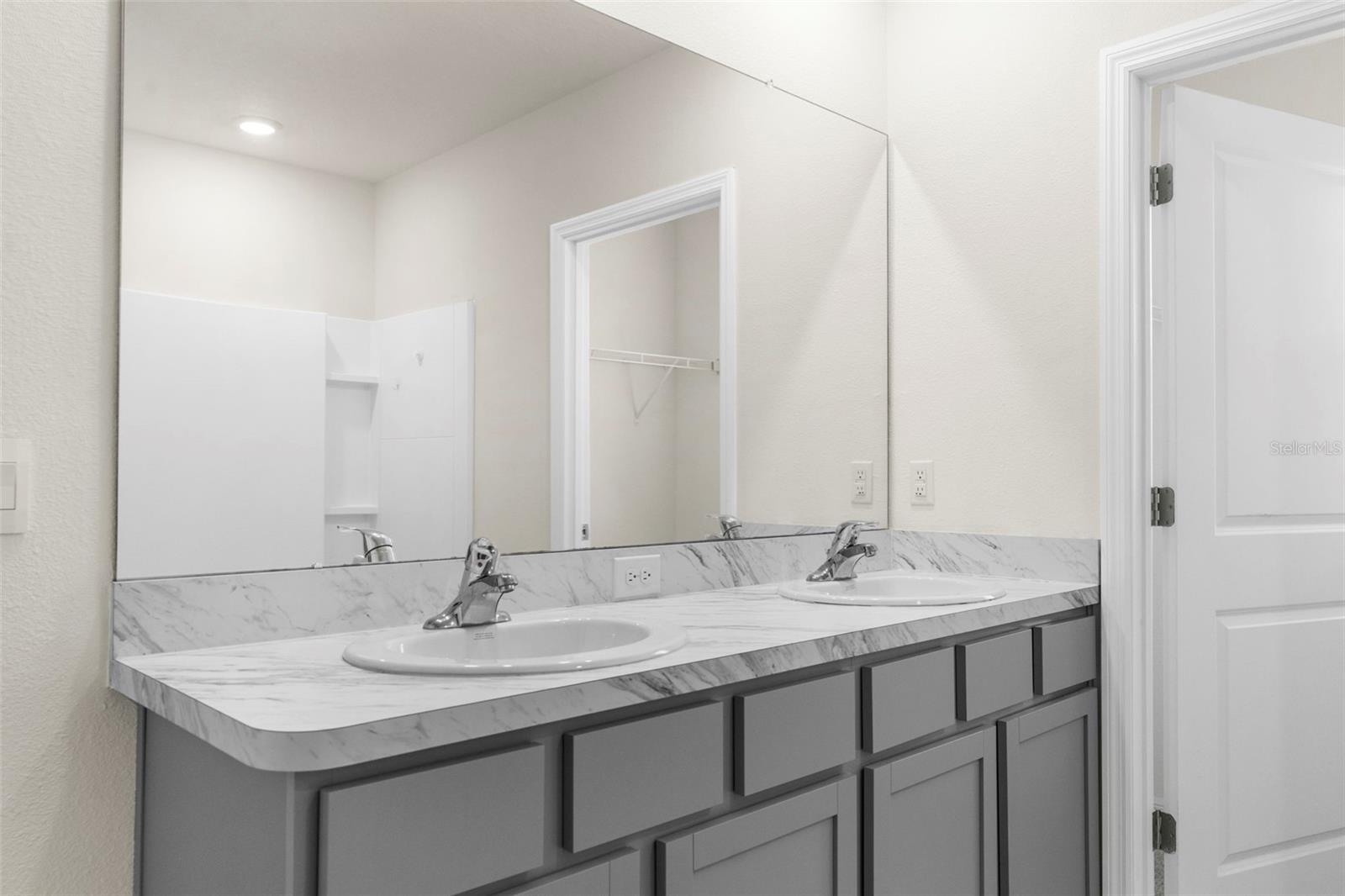 Image 17 of 44 For 34314 Jasper Stone Drive