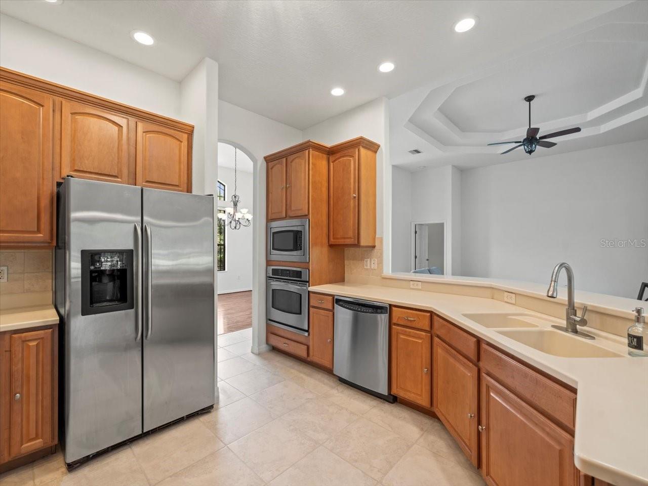 Listing photo id 29 for 9694 Southern Belle Drive