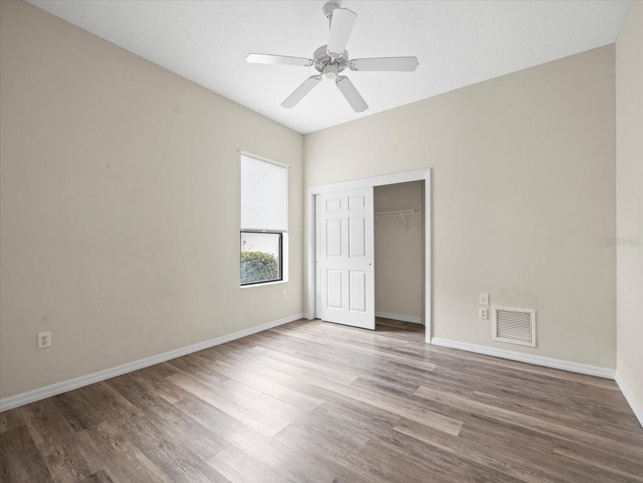 Listing photo id 36 for 9694 Southern Belle Drive